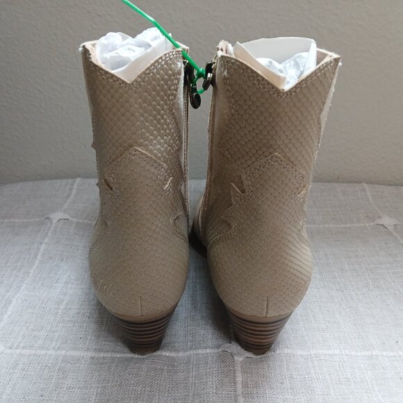 Blowfish Malibu Boots NEW 6.5 women's - Picture 3 of 10